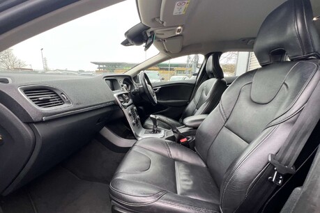 Volvo V40 2.0 D2 Inscription Euro 6 (s/s) 5dr 30
