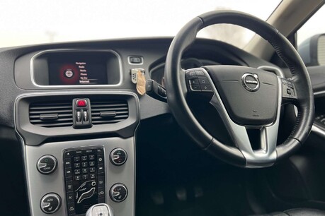 Volvo V40 2.0 D2 Inscription Euro 6 (s/s) 5dr 14