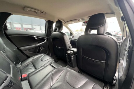 Volvo V40 2.0 D2 Inscription Euro 6 (s/s) 5dr 25