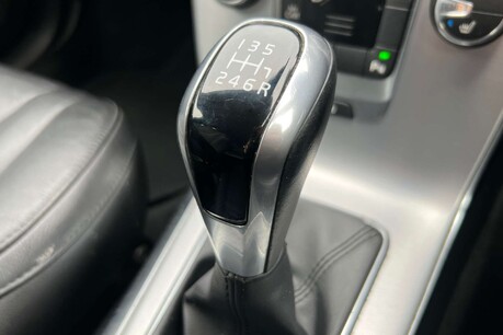 Volvo V40 2.0 D2 Inscription Euro 6 (s/s) 5dr 35