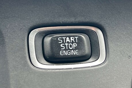Volvo V40 2.0 D2 Inscription Euro 6 (s/s) 5dr 51
