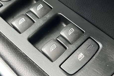 Volvo V40 2.0 D2 Inscription Euro 6 (s/s) 5dr 60