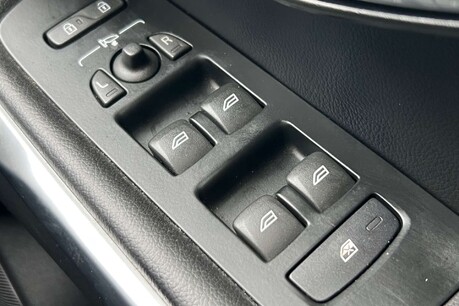 Volvo V40 2.0 D2 Inscription Euro 6 (s/s) 5dr 61