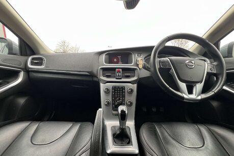Volvo V40 2.0 D2 Inscription Euro 6 (s/s) 5dr 13