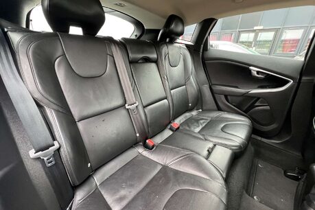 Volvo V40 2.0 D2 Inscription Euro 6 (s/s) 5dr 22