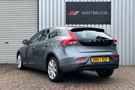 Volvo V40 2.0 D2 Inscription Euro 6 (s/s) 5dr 10