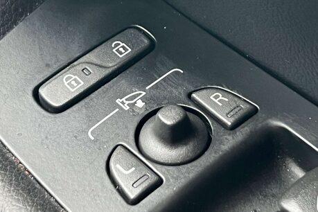 Volvo V40 2.0 D2 Inscription Euro 6 (s/s) 5dr 59