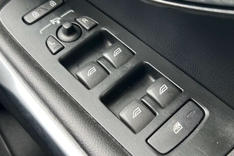 Volvo V40 2.0 D2 Inscription Euro 6 (s/s) 5dr 61
