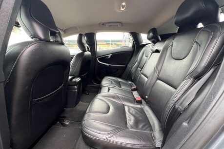 Volvo V40 2.0 D2 Inscription Euro 6 (s/s) 5dr 27