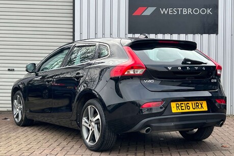 Volvo V40 2.0 D3 Inscription Euro 6 (s/s) 5dr 4
