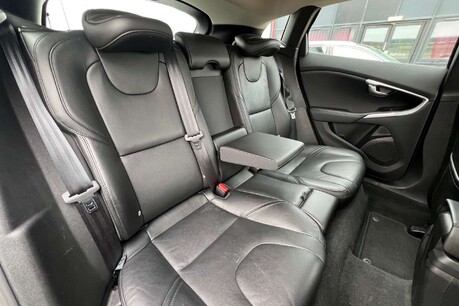 Volvo V40 2.0 D3 Inscription Euro 6 (s/s) 5dr 21