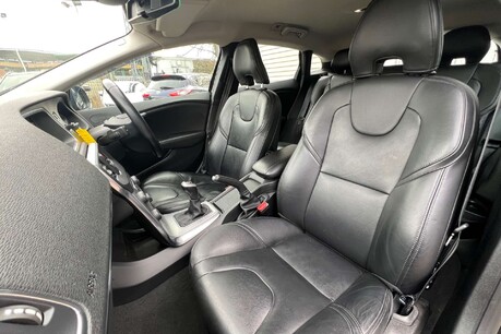 Volvo V40 2.0 D3 Inscription Euro 6 (s/s) 5dr 29