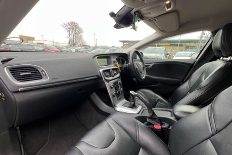 Volvo V40 2.0 D3 Inscription Euro 6 (s/s) 5dr 31