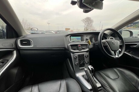 Volvo V40 2.0 D3 Inscription Euro 6 (s/s) 5dr 33