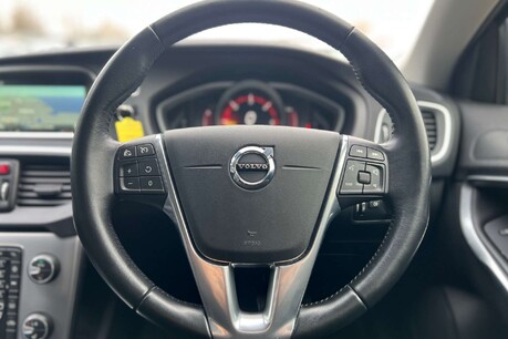 Volvo V40 2.0 D3 Inscription Euro 6 (s/s) 5dr 54