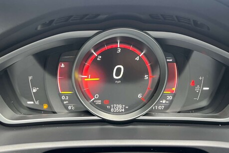 Volvo V40 2.0 D3 Inscription Euro 6 (s/s) 5dr 57