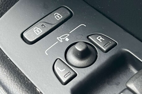 Volvo V40 2.0 D3 Inscription Euro 6 (s/s) 5dr 60
