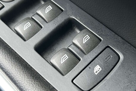 Volvo V40 2.0 D3 Inscription Euro 6 (s/s) 5dr 61