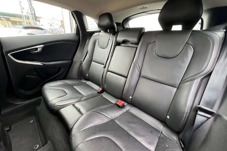Volvo V40 2.0 D3 Inscription Euro 6 (s/s) 5dr 26