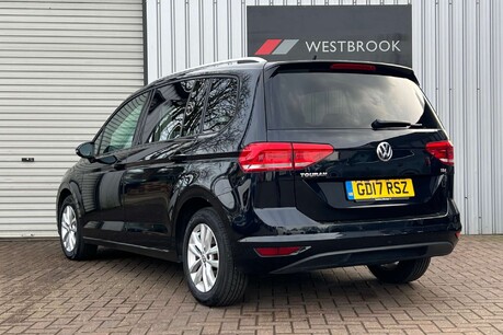 Volkswagen Touran 1.6 TDI BlueMotion Tech SE DSG Euro 6 (s/s) 5dr 10