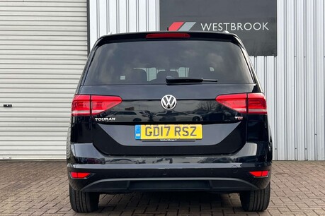 Volkswagen Touran 1.6 TDI BlueMotion Tech SE DSG Euro 6 (s/s) 5dr 9