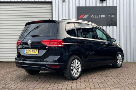 Volkswagen Touran 1.6 TDI BlueMotion Tech SE DSG Euro 6 (s/s) 5dr 8