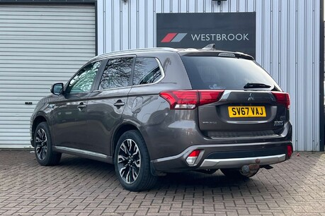 Mitsubishi Outlander 2.0h 12kWh Juro CVT 4WD Euro 6 (s/s) 5dr 10
