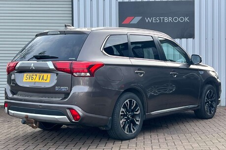 Mitsubishi Outlander 2.0h 12kWh Juro CVT 4WD Euro 6 (s/s) 5dr 2