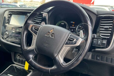 Mitsubishi Outlander 2.0h 12kWh Juro CVT 4WD Euro 6 (s/s) 5dr 18
