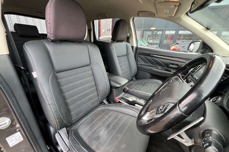 Mitsubishi Outlander 2.0h 12kWh Juro CVT 4WD Euro 6 (s/s) 5dr 19