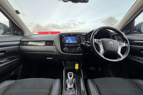 Mitsubishi Outlander 2.0h 12kWh Juro CVT 4WD Euro 6 (s/s) 5dr 13