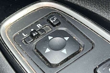 Mitsubishi Outlander 2.0h 12kWh Juro CVT 4WD Euro 6 (s/s) 5dr 52