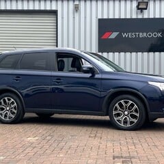 Mitsubishi Outlander 2.2 DI-D GX3 4WD Euro 5 (s/s) 5dr 2