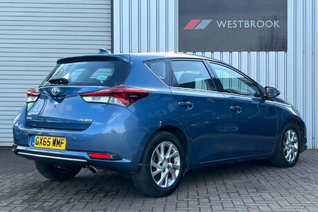 Toyota Auris 1.6 D-4D Business Edition Euro 6 (s/s) 5dr 2