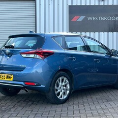 Toyota Auris 1.6 D-4D Business Edition Euro 6 (s/s) 5dr 2