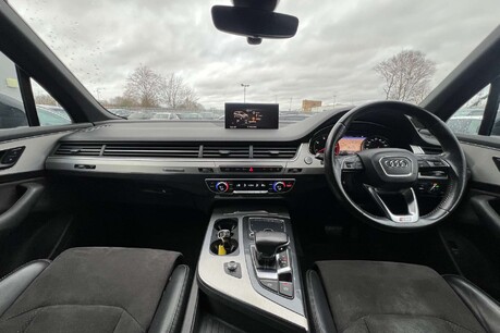Audi Q7 3.0 TDI V6 S line Tiptronic quattro Euro 6 (s/s) 5dr 17