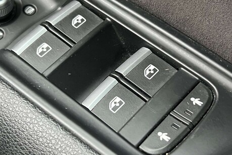 Audi Q7 3.0 TDI V6 S line Tiptronic quattro Euro 6 (s/s) 5dr 79