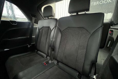 Audi Q7 3.0 TDI V6 S line Tiptronic quattro Euro 6 (s/s) 5dr 32