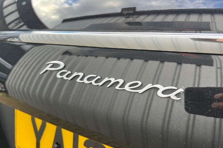 Porsche Panamera 3.0D V6 TiptronicS Euro 5 5dr 22