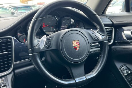 Porsche Panamera 3.0D V6 TiptronicS Euro 5 5dr 26