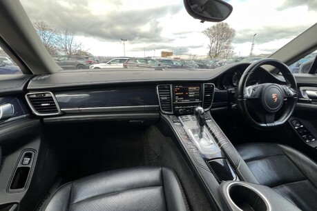Porsche Panamera 3.0D V6 TiptronicS Euro 5 5dr 46