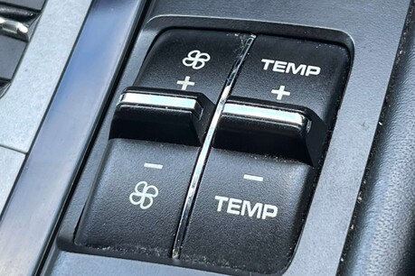 Porsche Panamera 3.0D V6 TiptronicS Euro 5 5dr 51