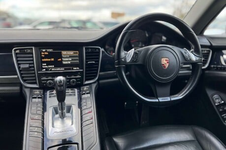 Porsche Panamera 3.0D V6 TiptronicS Euro 5 5dr 25