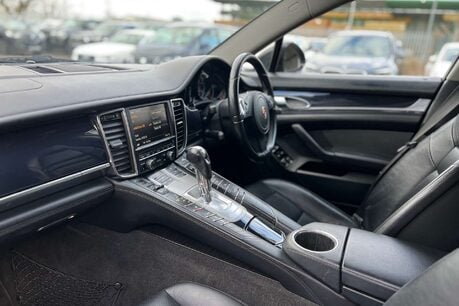 Porsche Panamera 3.0D V6 TiptronicS Euro 5 5dr 45