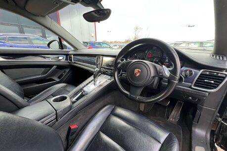 Porsche Panamera 3.0D V6 TiptronicS Euro 5 5dr 27
