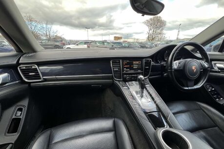 Porsche Panamera 3.0D V6 TiptronicS Euro 5 5dr 46