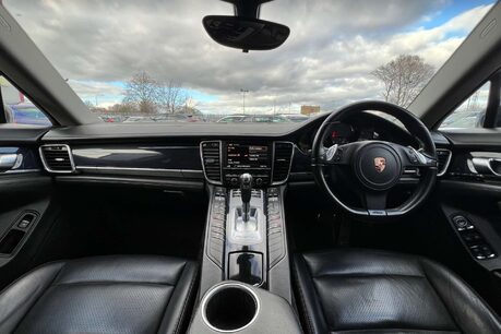 Porsche Panamera 3.0D V6 TiptronicS Euro 5 5dr 24