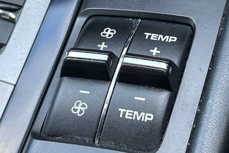 Porsche Panamera 3.0D V6 TiptronicS Euro 5 5dr 51