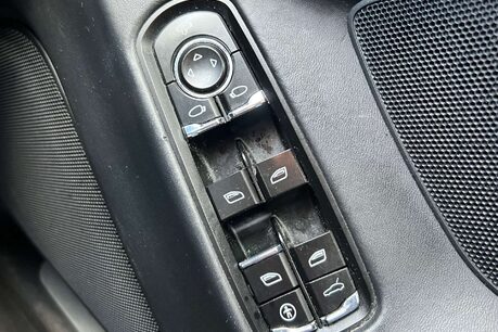 Porsche Panamera 3.0D V6 TiptronicS Euro 5 5dr 82