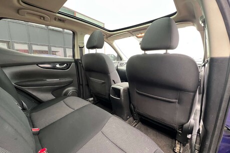 Nissan Qashqai 1.2 DIG-T n-tec+ 2WD Euro 6 (s/s) 5dr 25